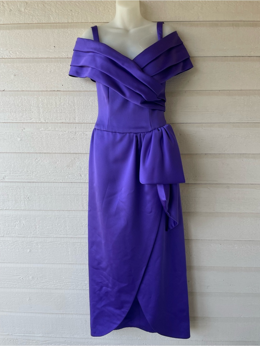 Vintage 80s Victor Costa Purple Satin Off Shoulder Pleated Sheath Evening Gown